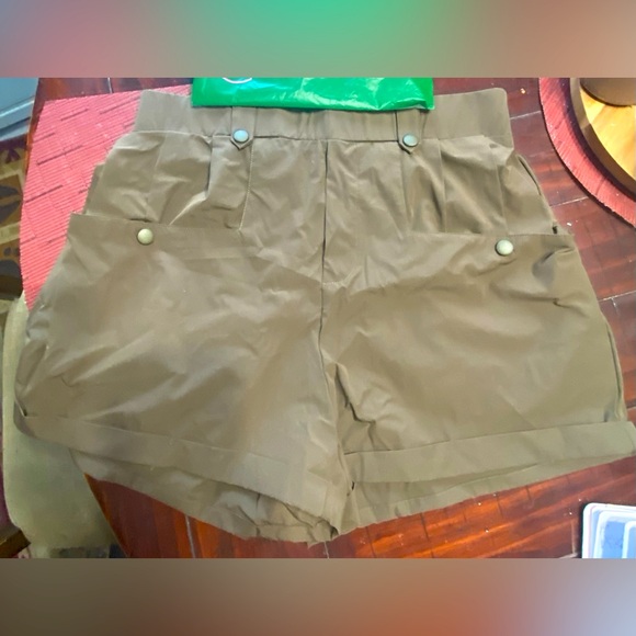Halara women’s nylon shorts size Large brown/green color pockets utility style - Picture 1 of 6